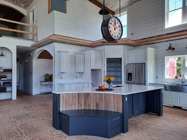 finish carpentry